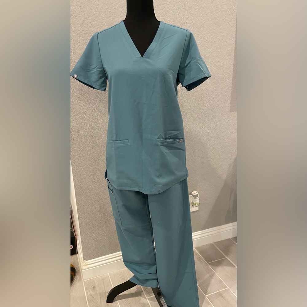 Figs Scrubs
